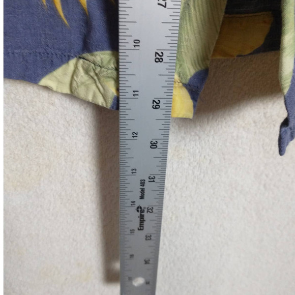 Breakwater Floral Hawaiian Button Down Shirt. Men's Medium. Blue Yellow - Picture 6 of 6